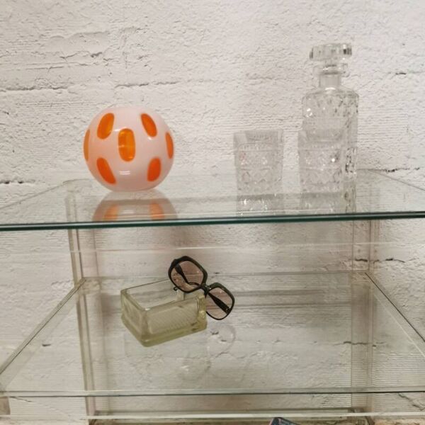 Desserte vintage en plexiglas et verre