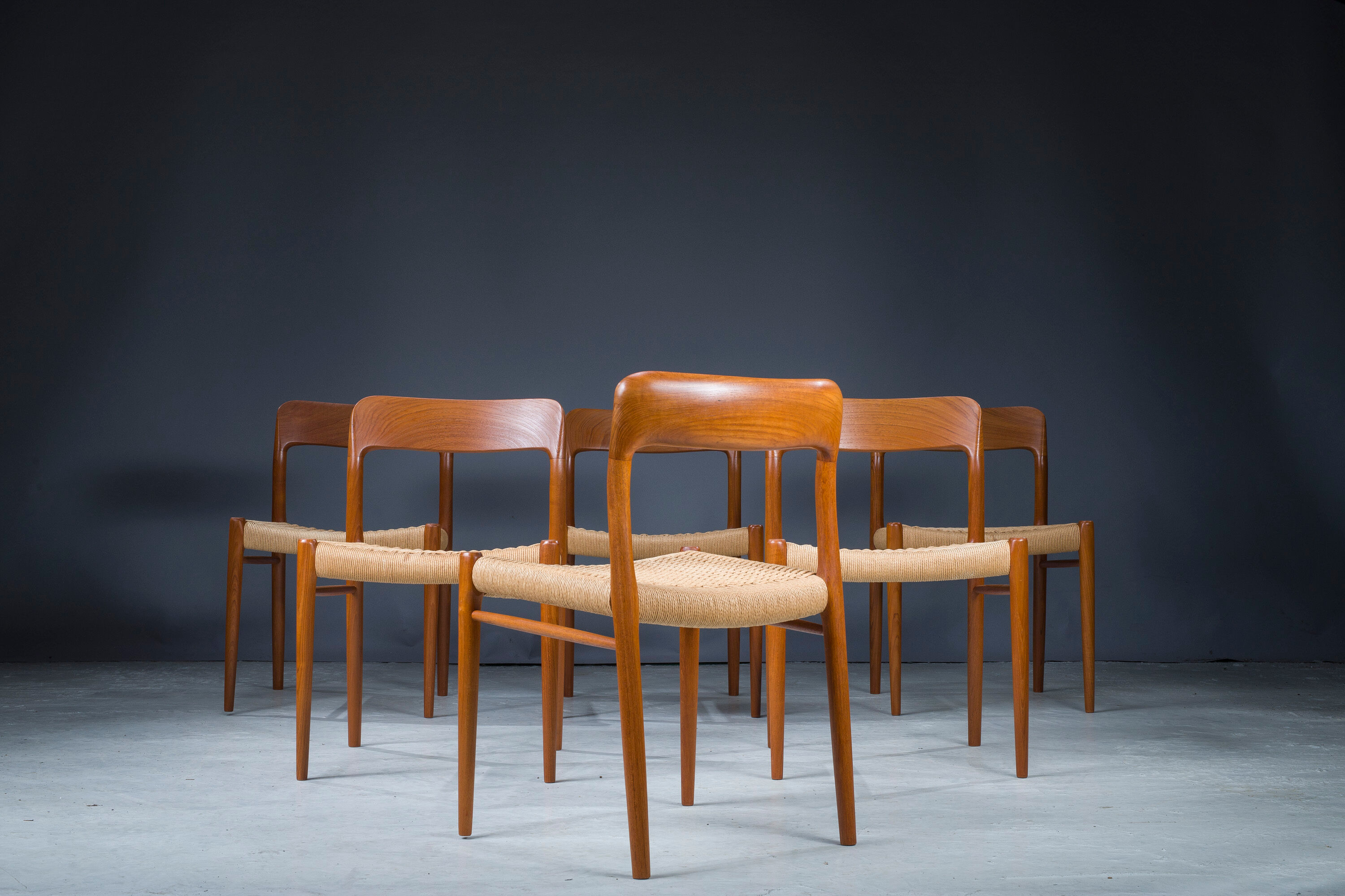 Chaises modèle 75 par Niels O. Møller pour JL Mollers Møbelfabrik, 1950