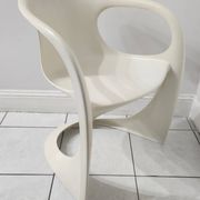 Fauteuil space age Casala par Alexander Begge