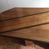 Design dining table convertible into a console