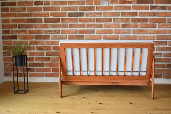 Canapé scandinave deux places, gris clair