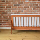 Canapé scandinave deux places, gris clair