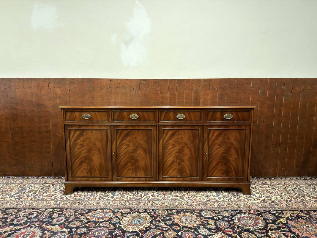 Classic English Heldense Exclusive Office Cabinet