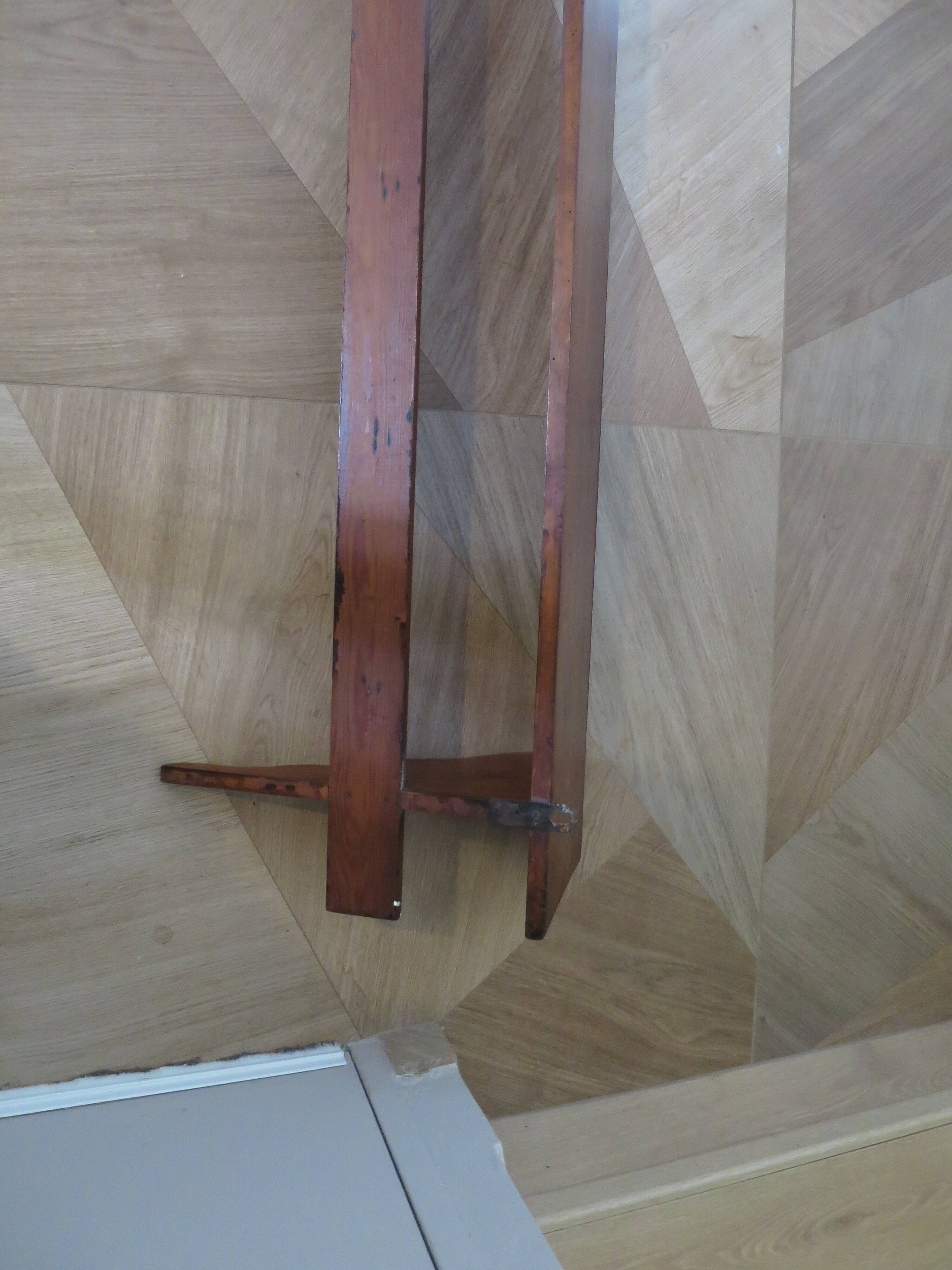 Wall shelf - coat rack - 7 hooks - oak stain - country style - cloakroom