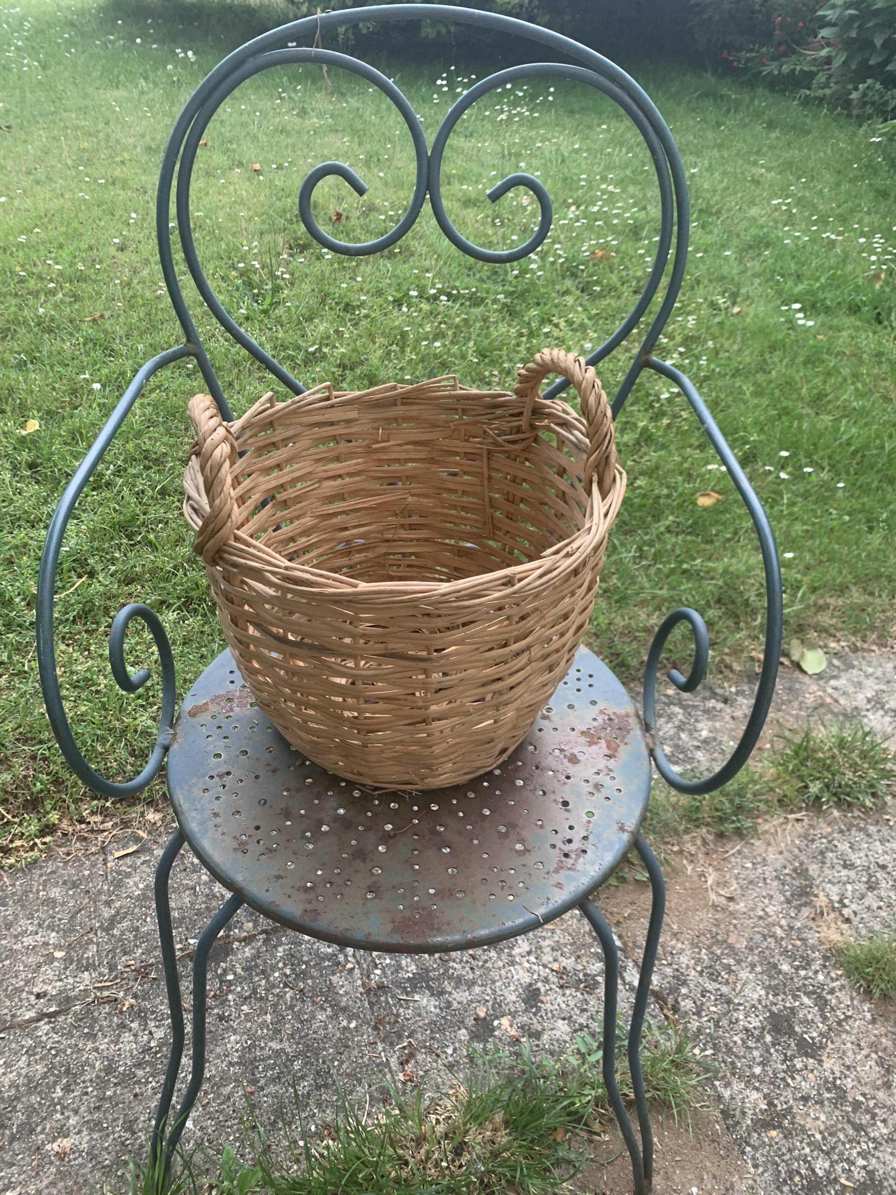 Basket, old Dame Jeanne basket, vintage and artisanal