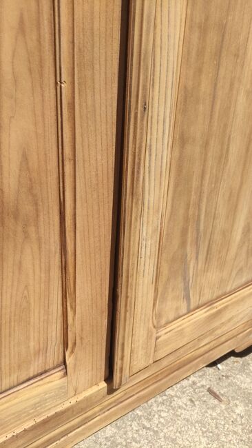 Parisian wardrobe in natural wood