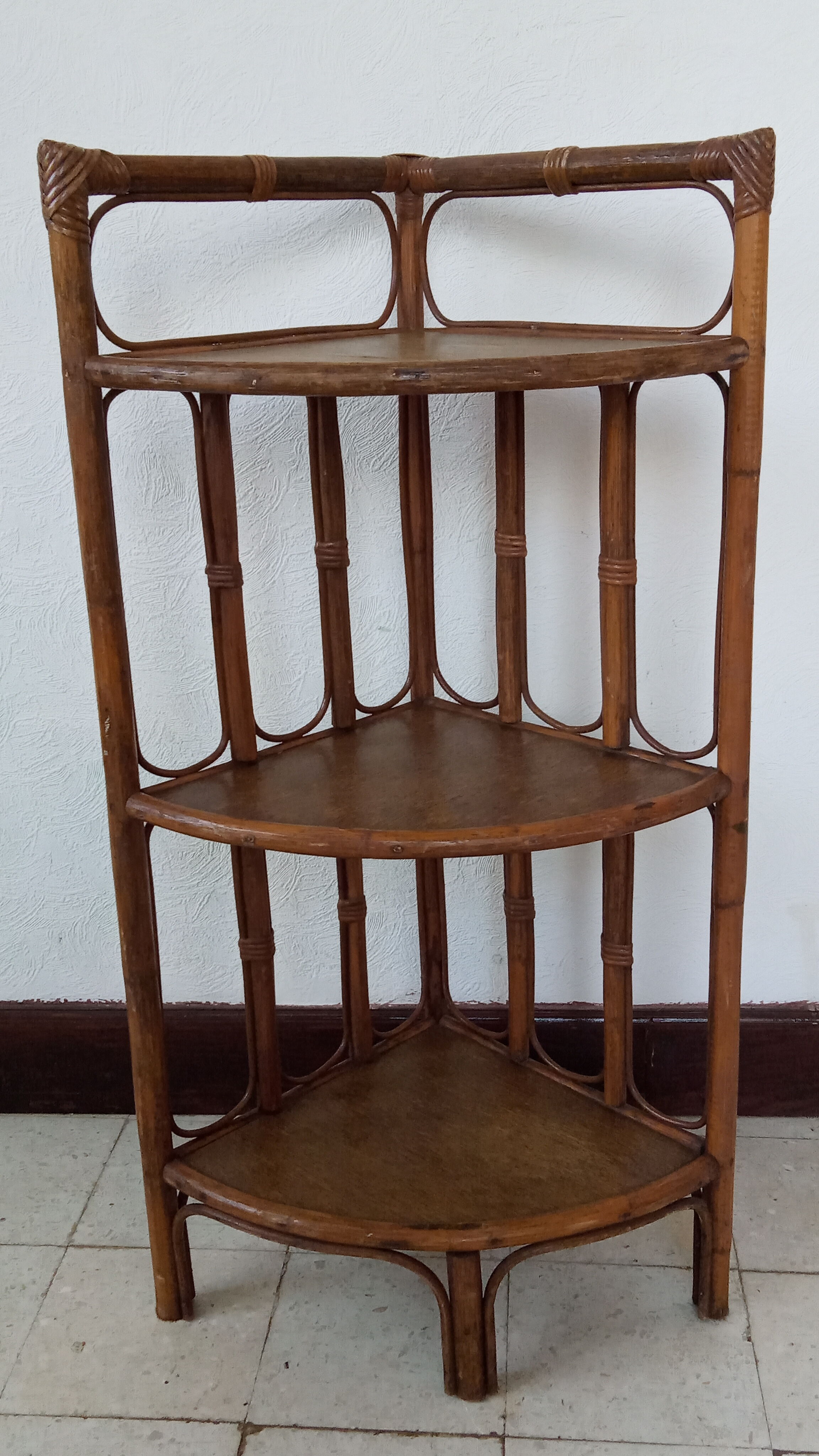 70s rattan corner shelf