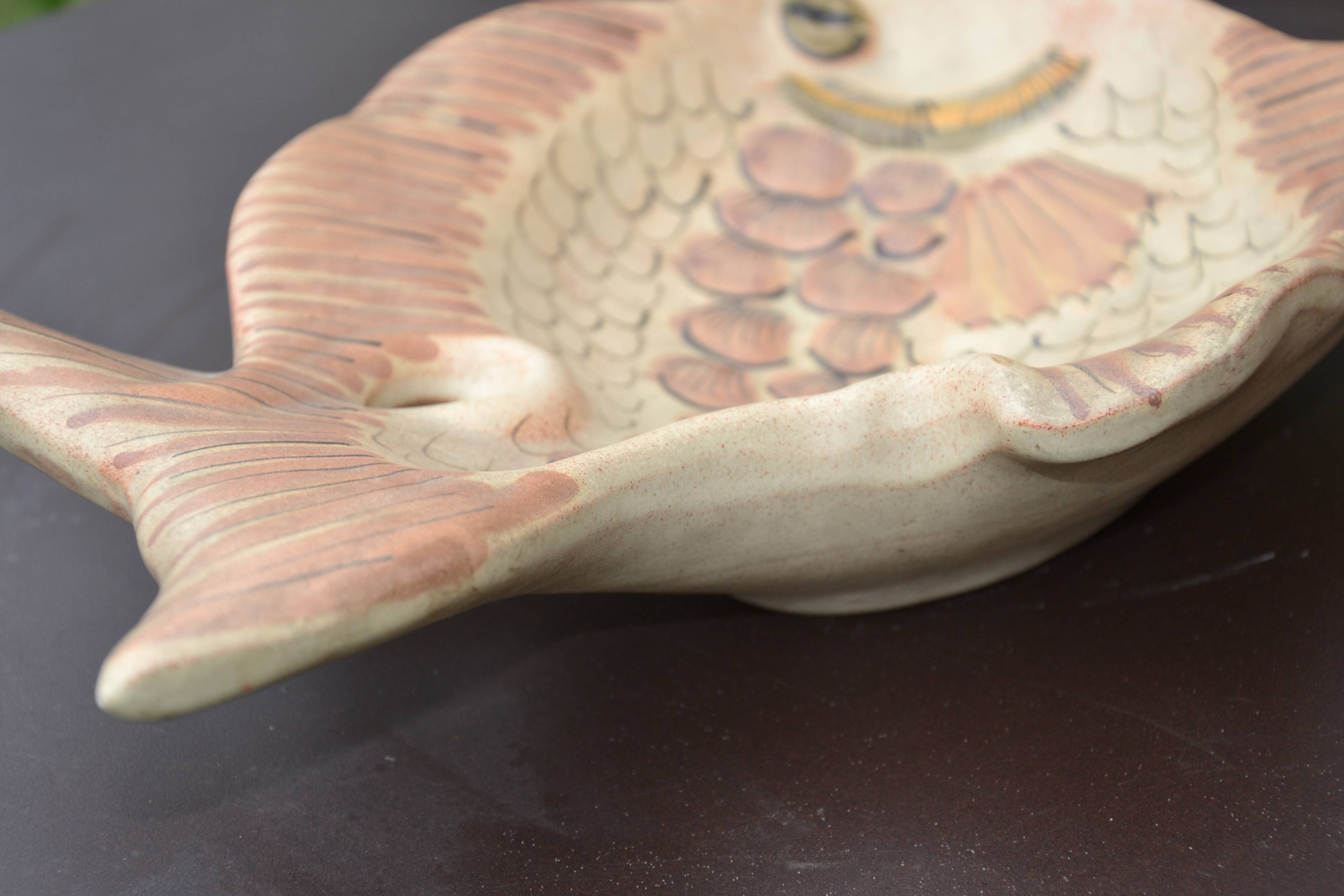 Large ceramic fish dish/bowl from Vallauris.