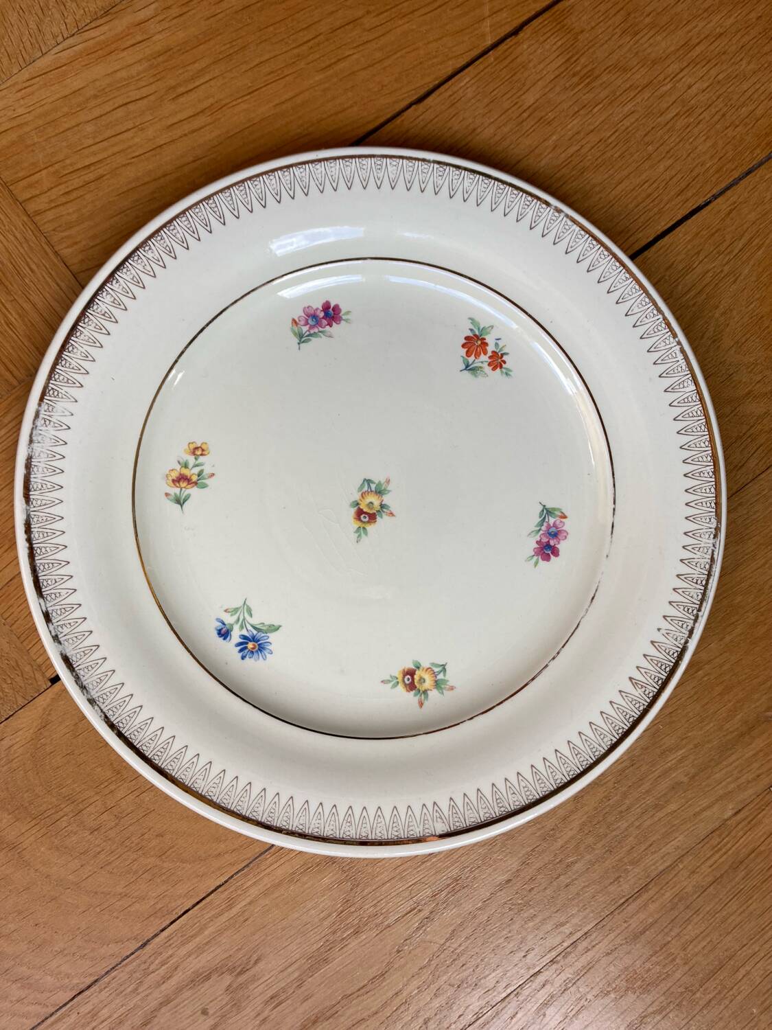 Ceranord St Amand flower dessert plates
