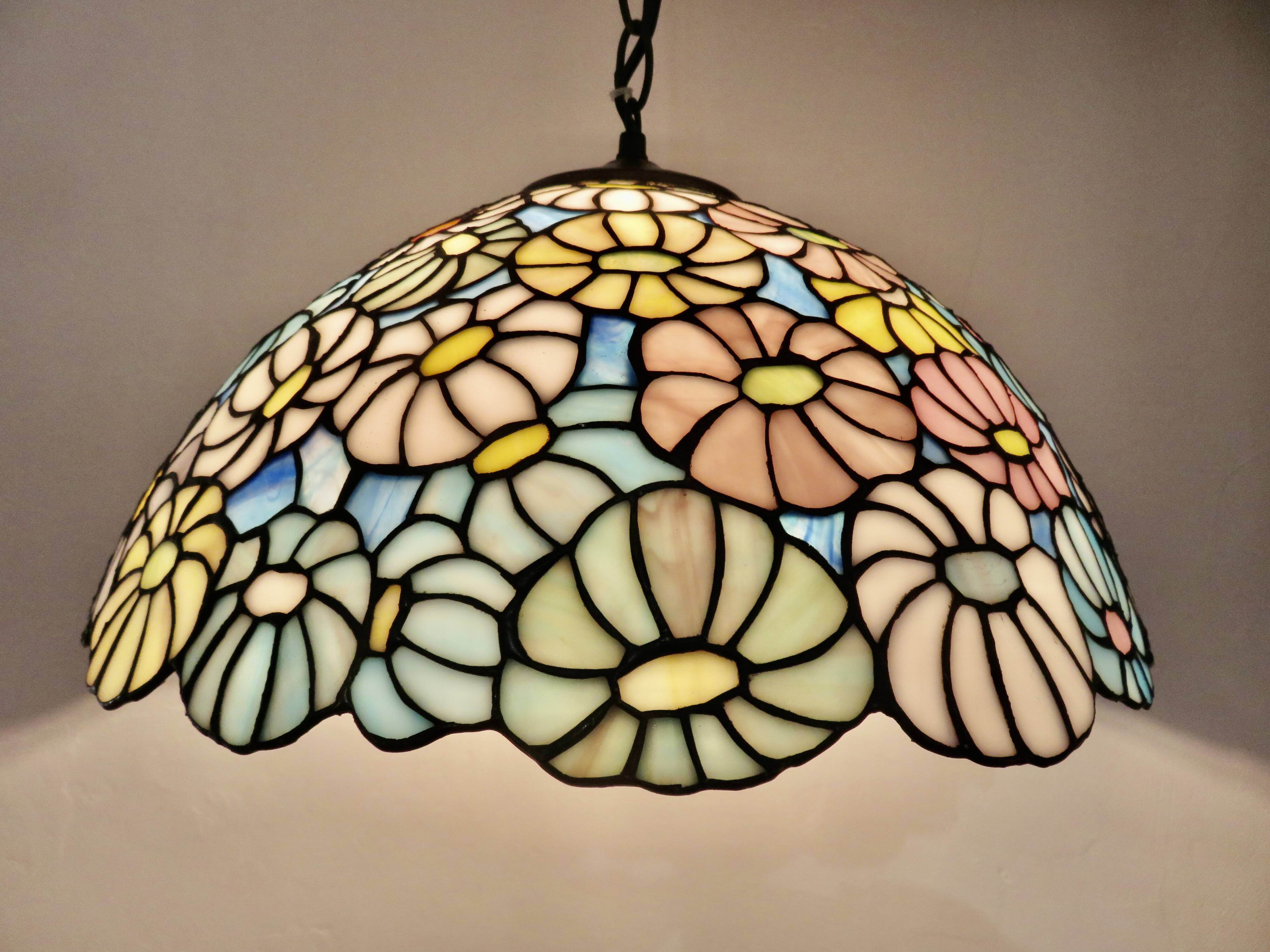 Tiffany glass paste floral suspension