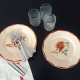 Old flat plate Digoin pink pattern
