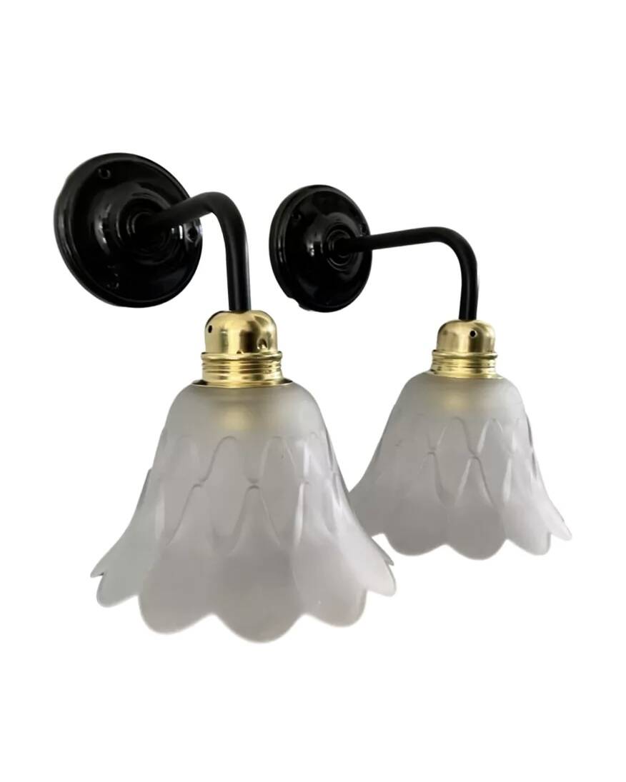 Set of two Art Deco wall lights