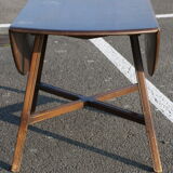 Table Ercol oval engraving