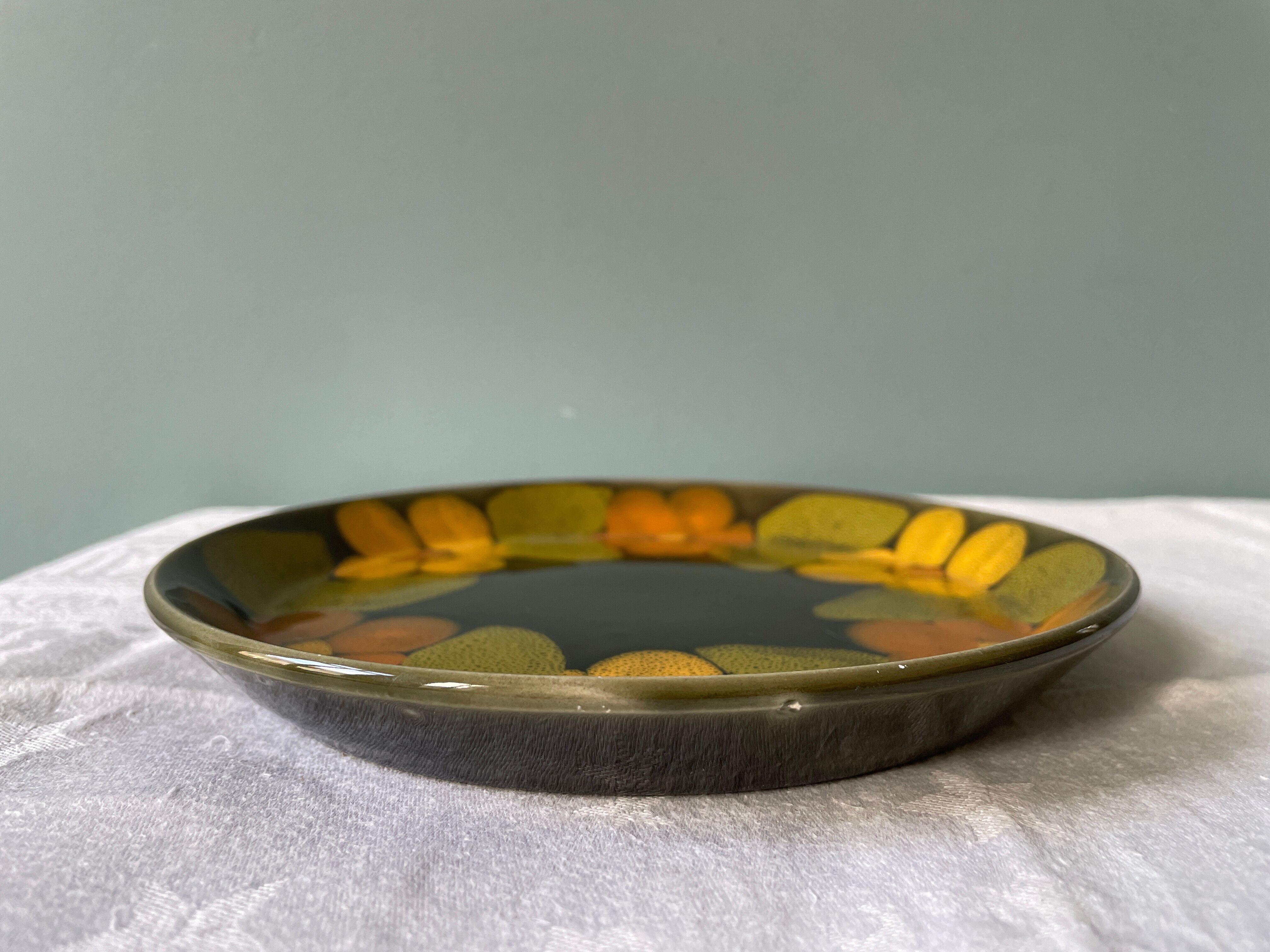 Set of 9 vintage plates MBFA Pornic, model "Candice"