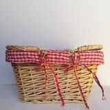 Wicker basket with handles