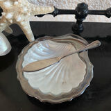 Shell butter dish and its silver-plated knife