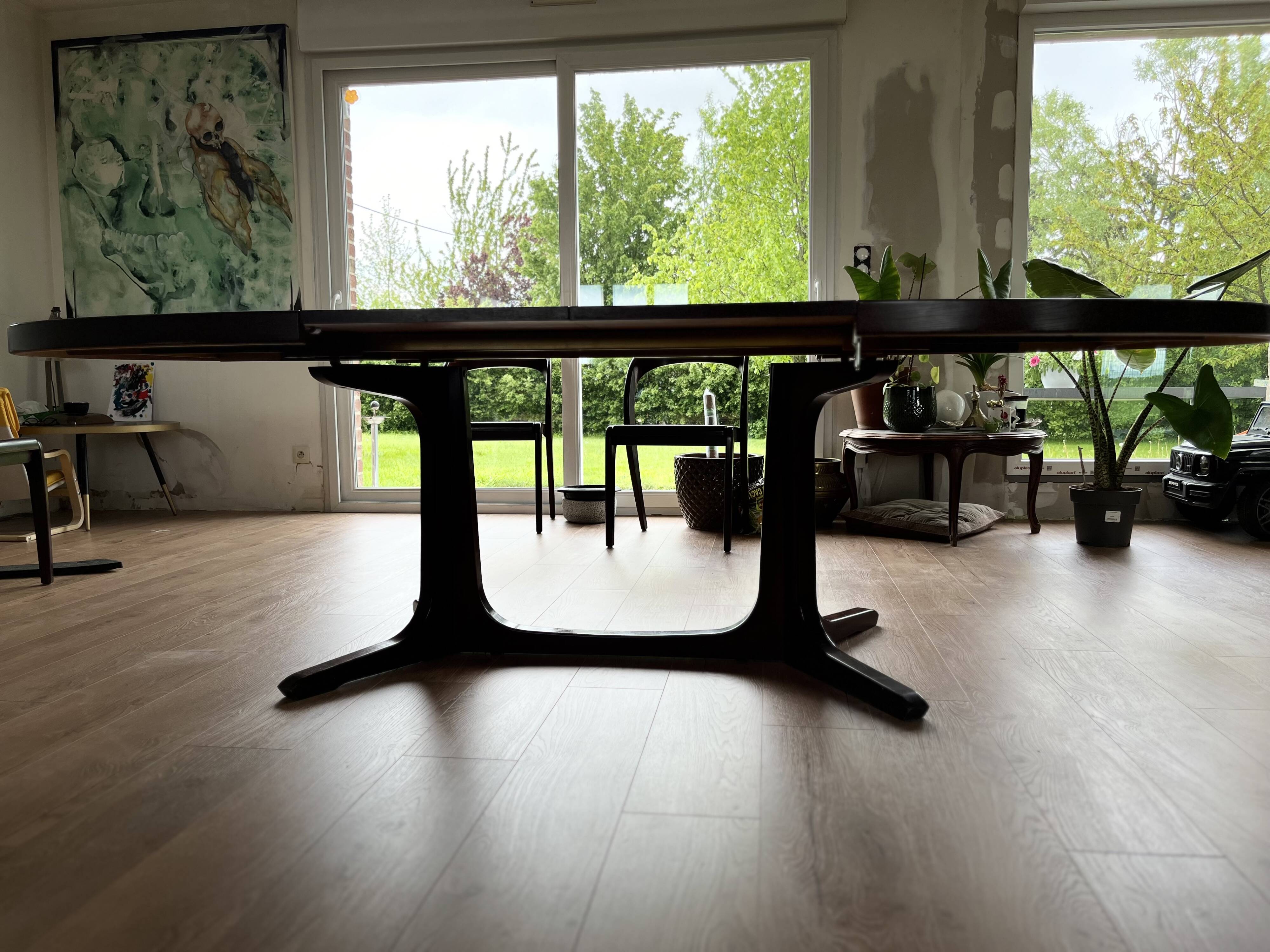 Baumann oval extendable dining room table and 6 Baumann Sled chairs known as gondola