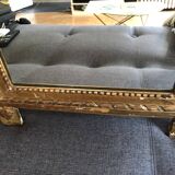 Gilded wooden pediment mirror