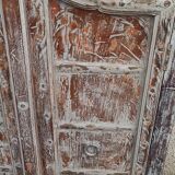 Armoire en bois ancien avec deux portes