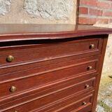 Low storage unit
