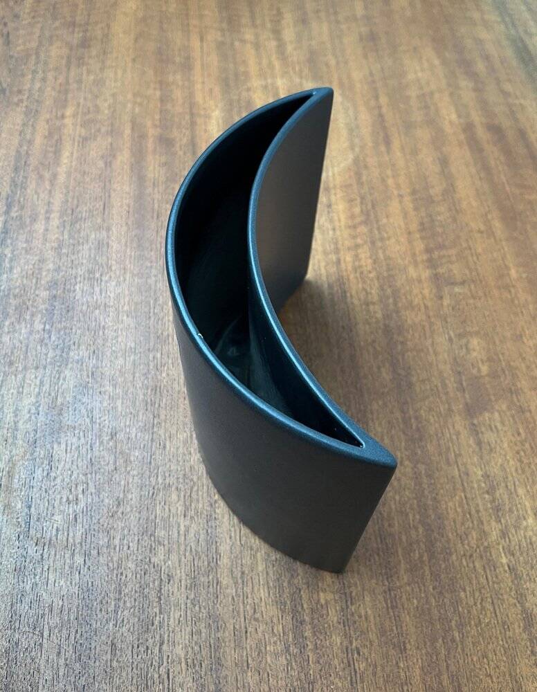 Vase croissant minimaliste postmoderne en céramique de la sélection Asa, années 1980