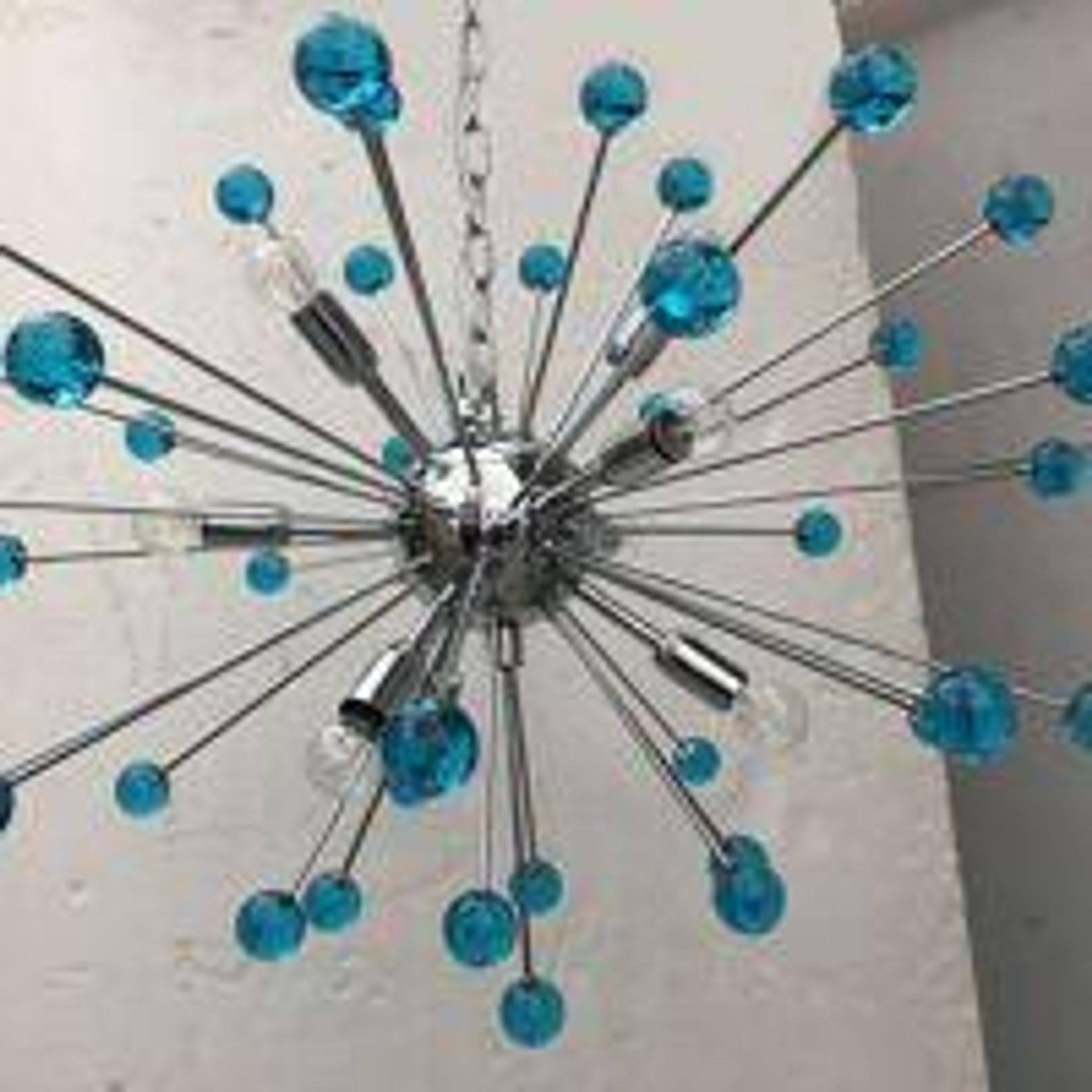 Lustre ovale spoutnik en verre de murano bleu clair « star »