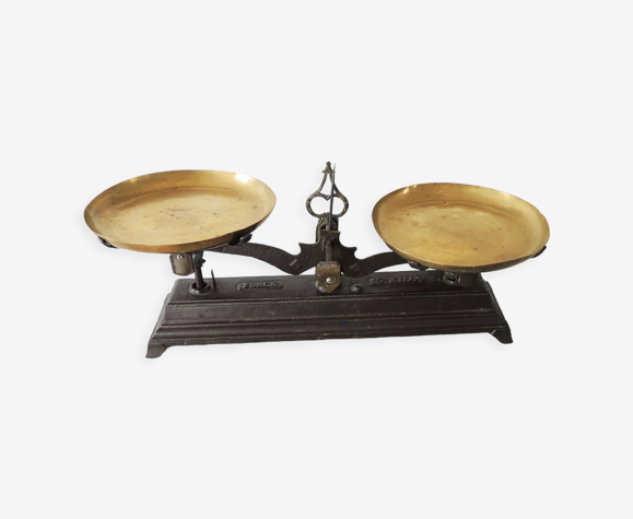 Old Balance Roberval 15 K