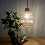 Suspension globe vintage en verre ambré bullé