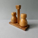 Salt and pepper shakers in olive wood and magnifying glass, 70s-80s