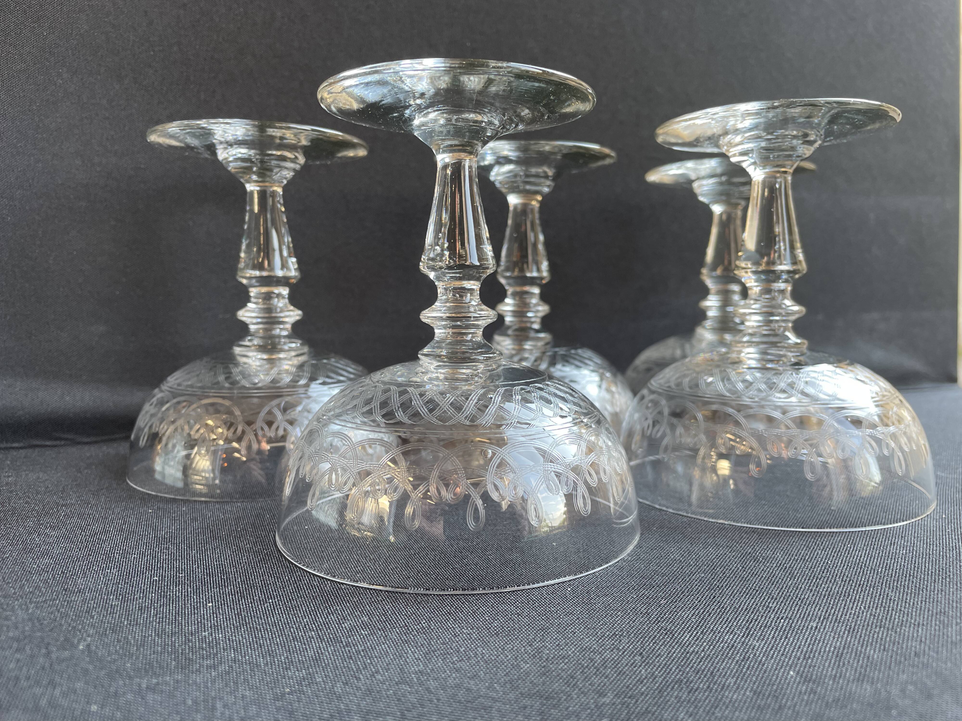 Champagne cups, art nouveau, 1/2 cristal soufflé et taillé