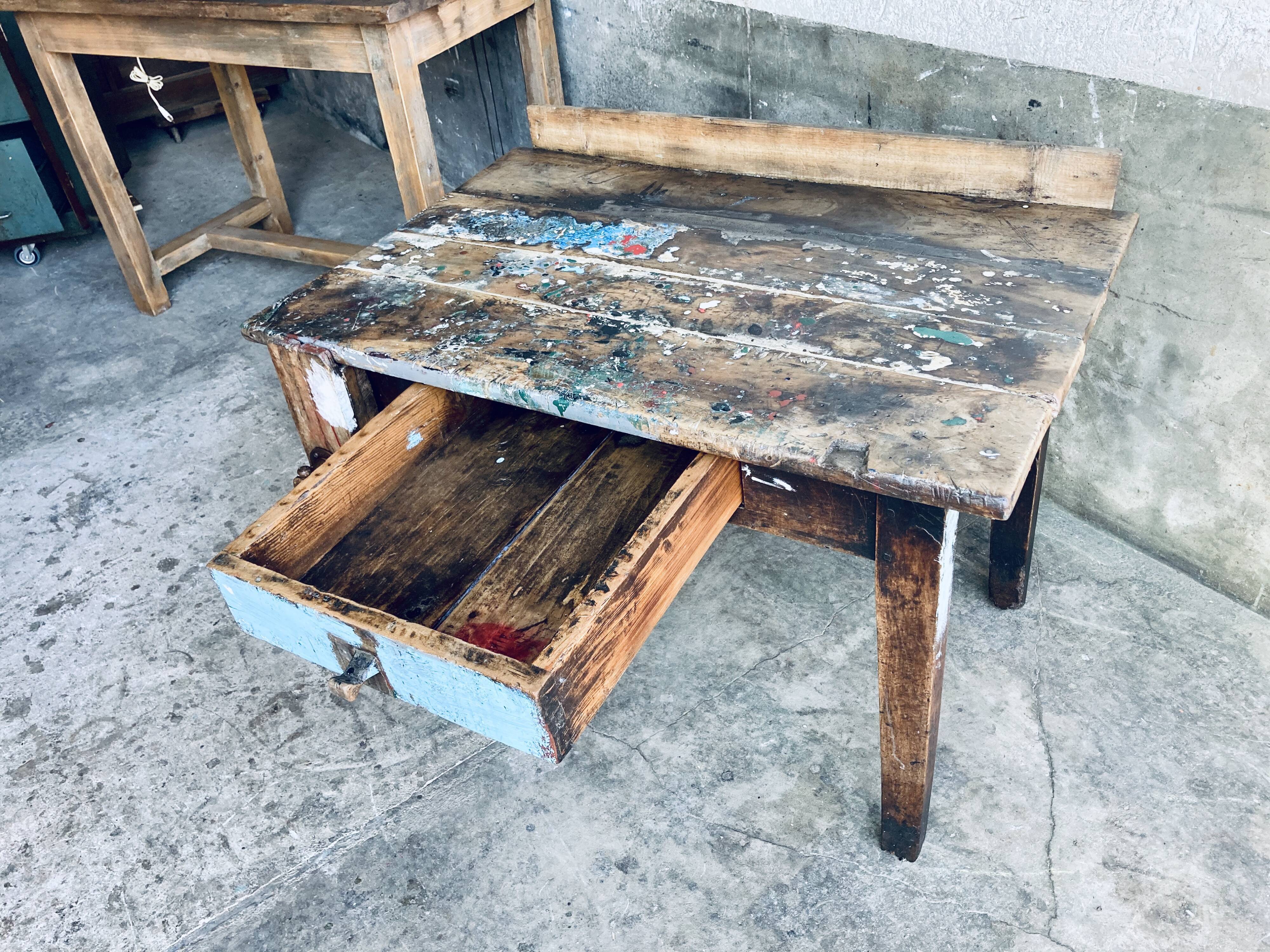 Painter's establishment