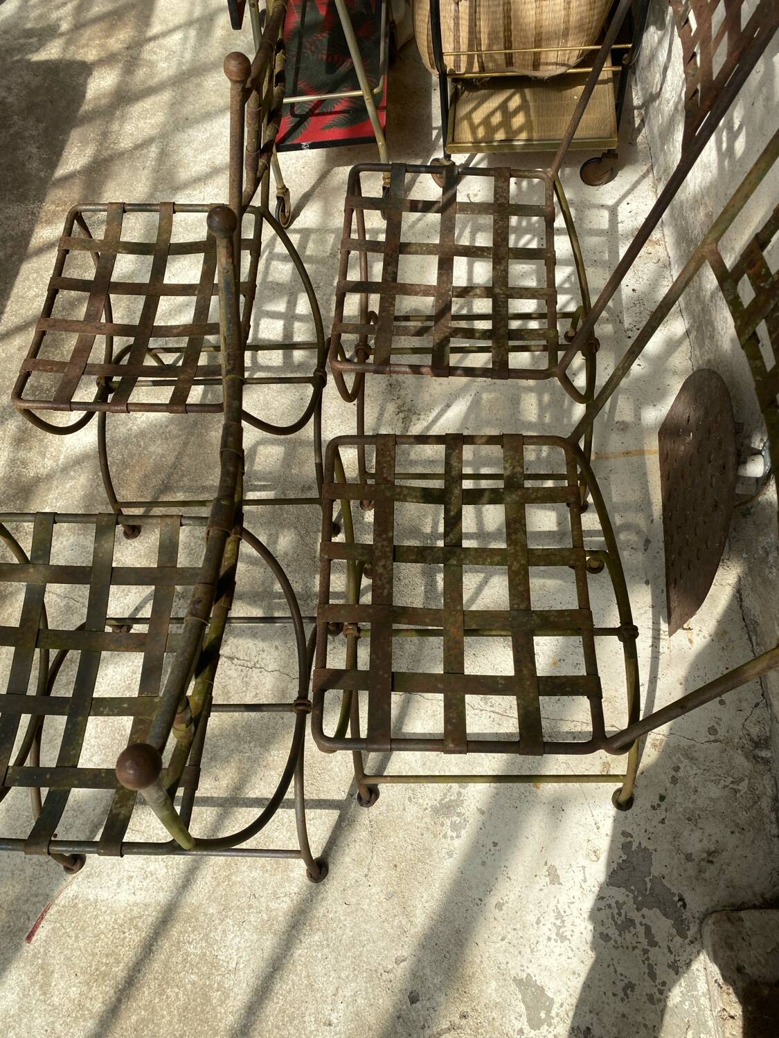 4 chaises en fer