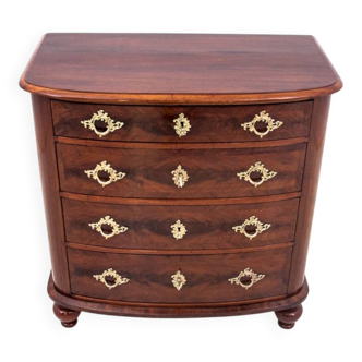 Chest of drawers, Northern Europe, 19th century. After renovation.