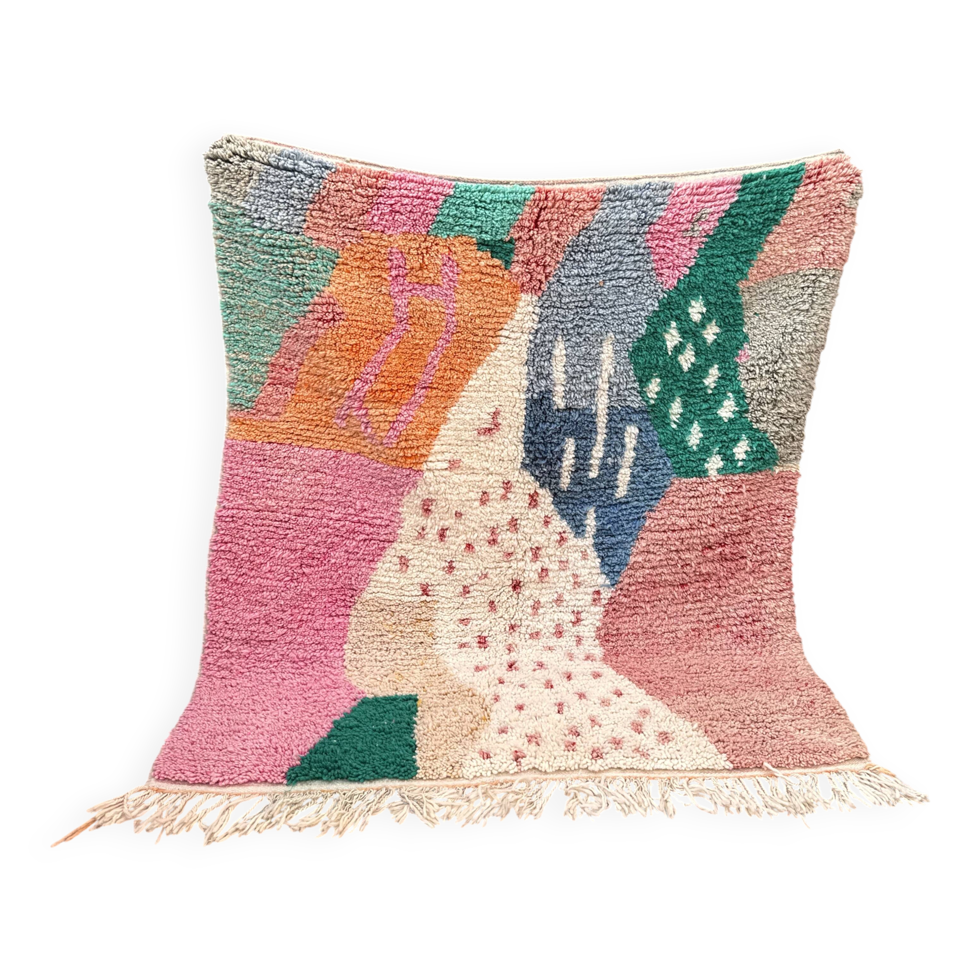 Handmade Azilal Berber rug: Moroccan rug made from sheep wool.