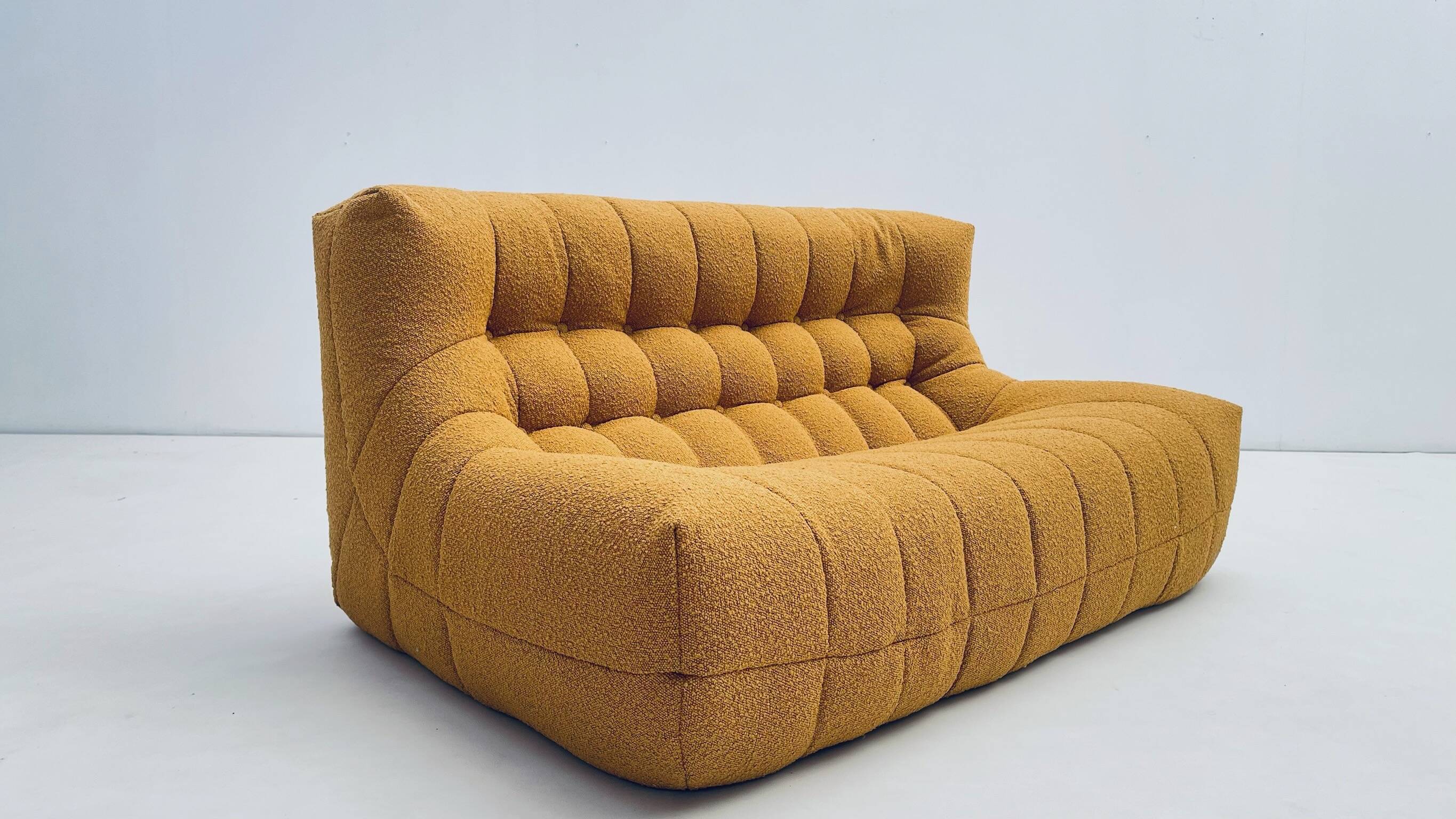 Yellow bouclé comfy Living room set