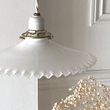 White opaline suspension