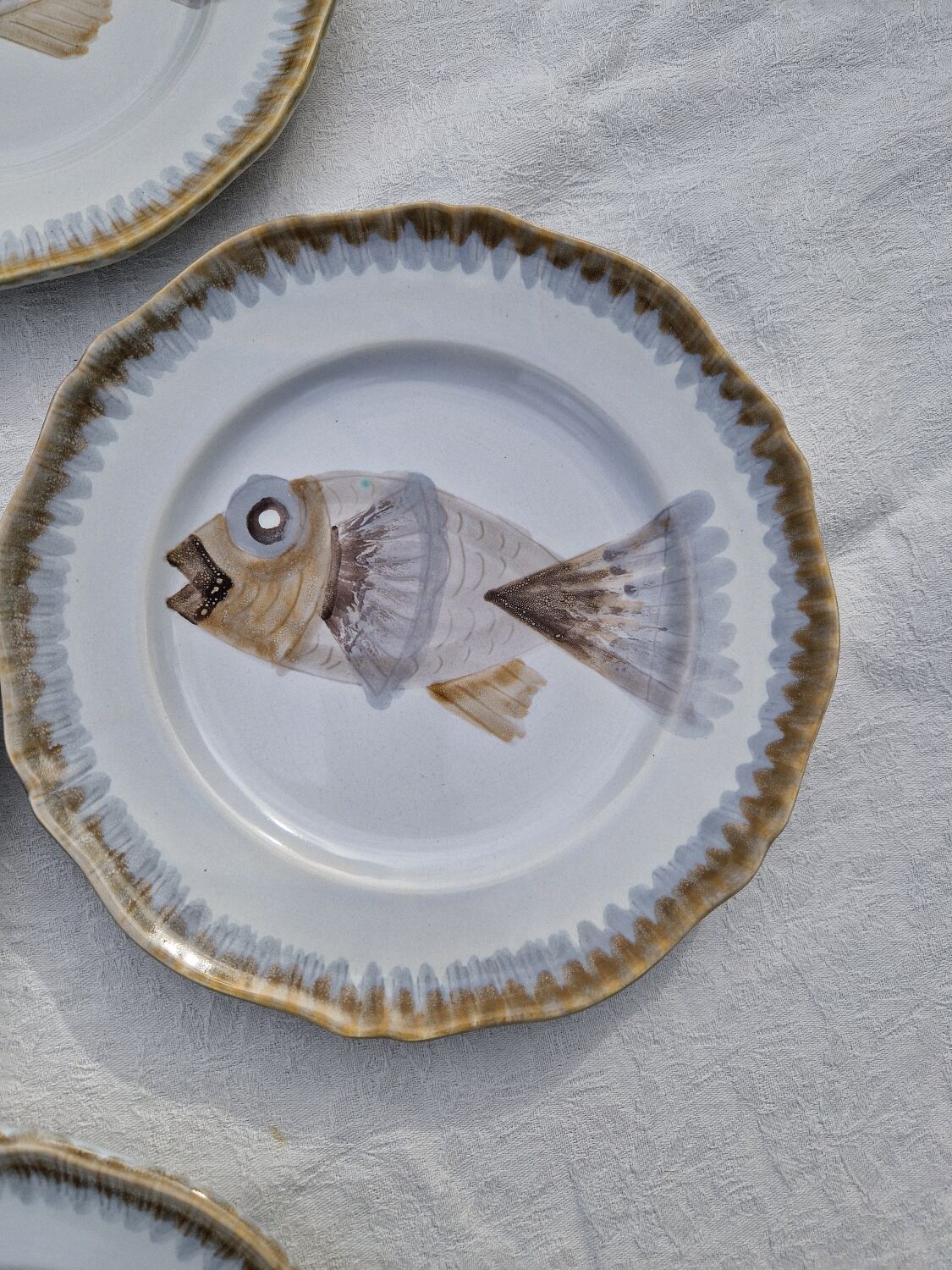 Lot de 9 assiettes plates saint Amand decor poissons