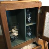 Wall cabinet