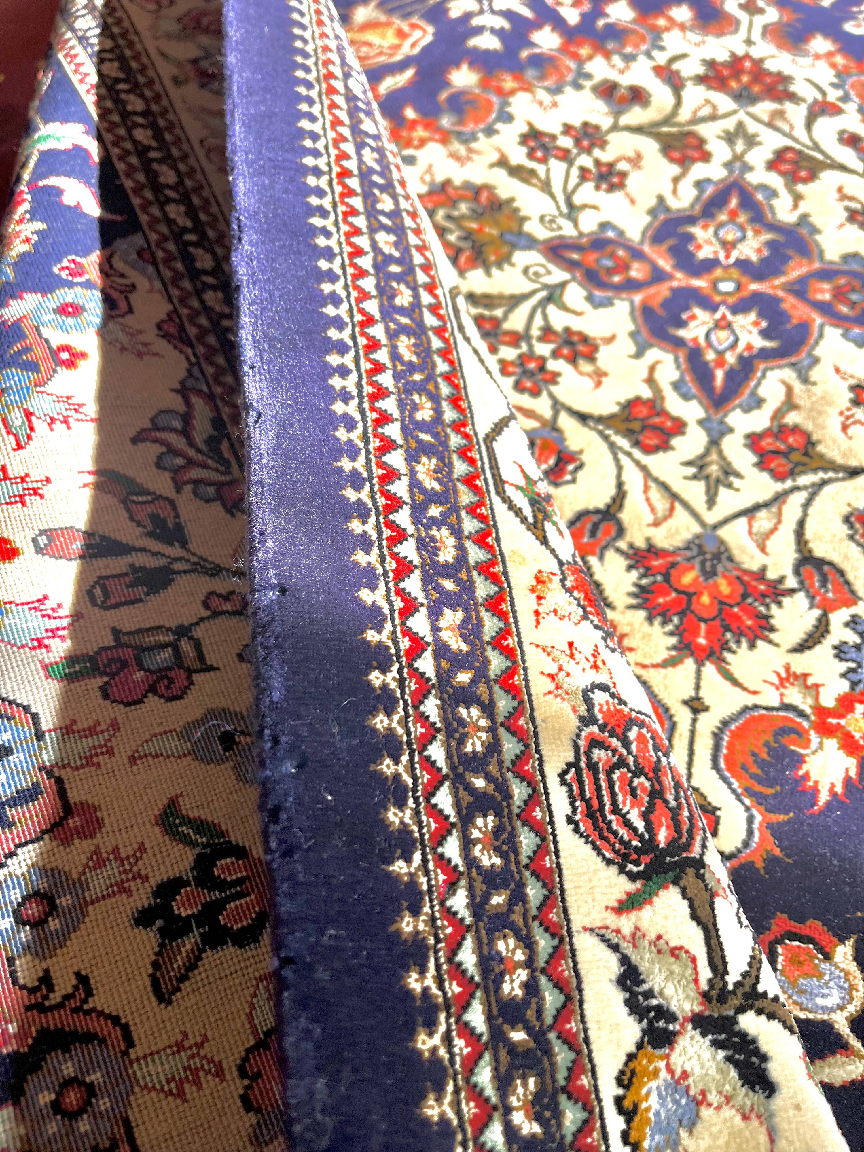 Ghoum Persian Rug "Extra Fine" wool and silk, Signed