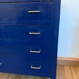 Vintage chest of drawers