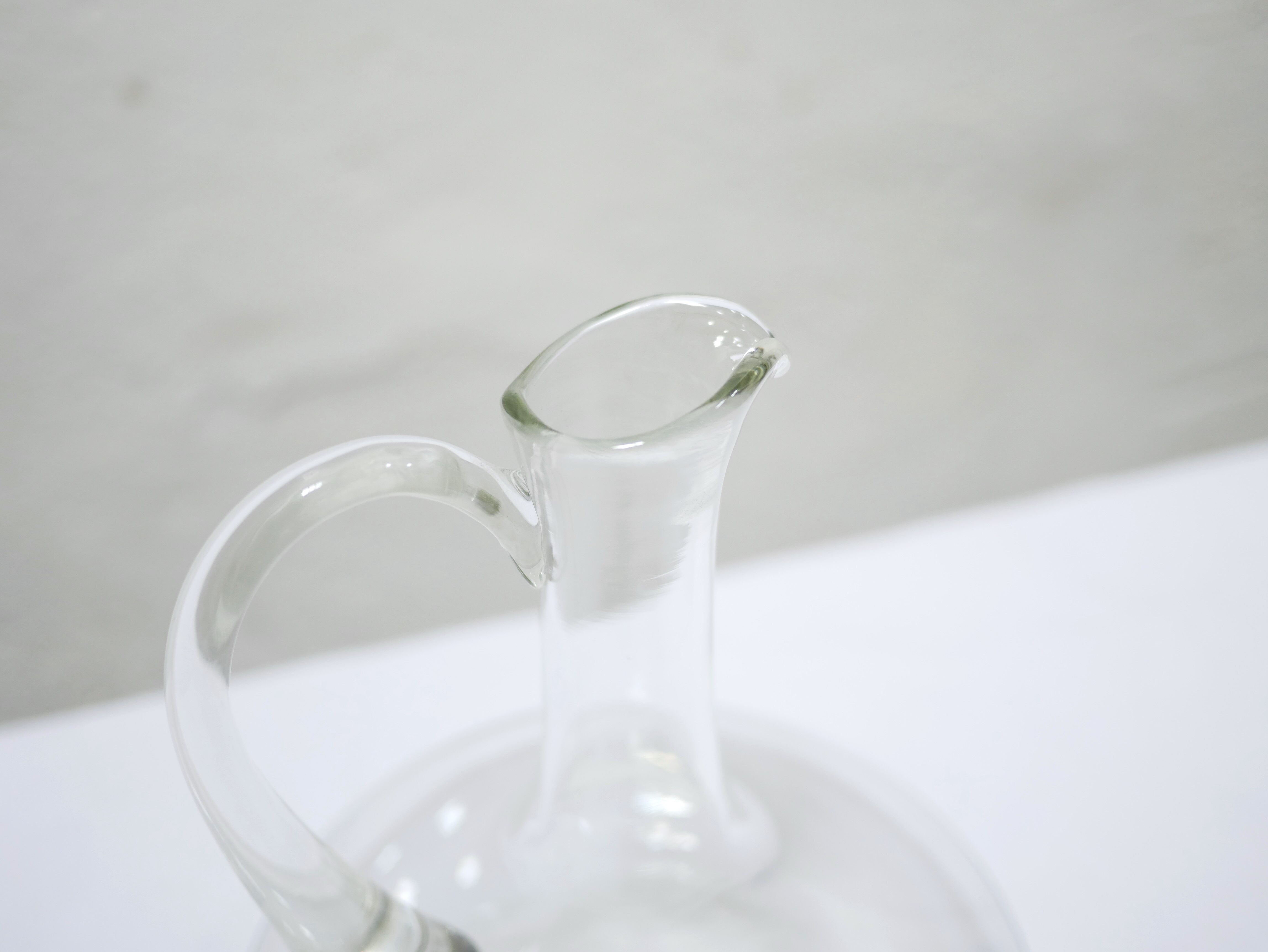 Carafe à décanter vintage en verre soufflé
