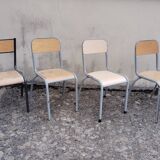 Set 9 chaises d'école ancienne dépareillées