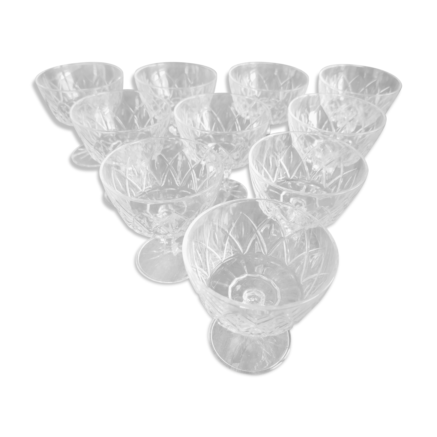 Set of 10 vintage champagne glasses in molded glass