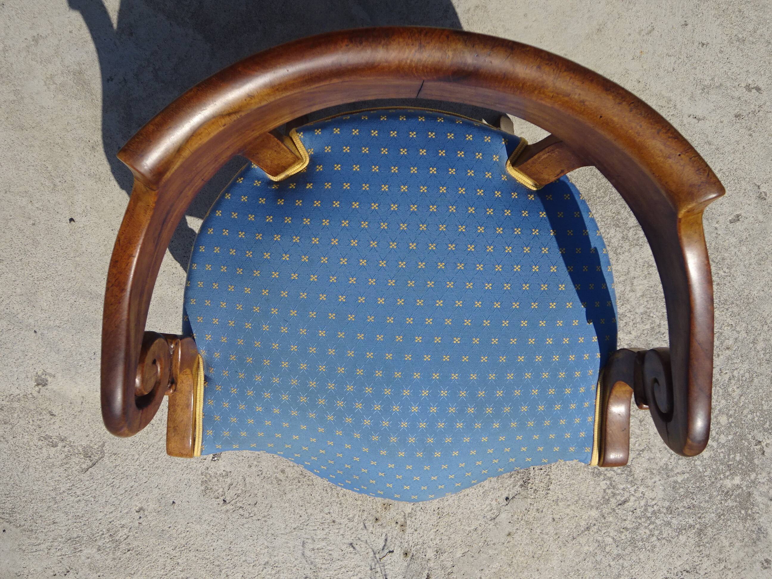 Ancien fauteuil gondole