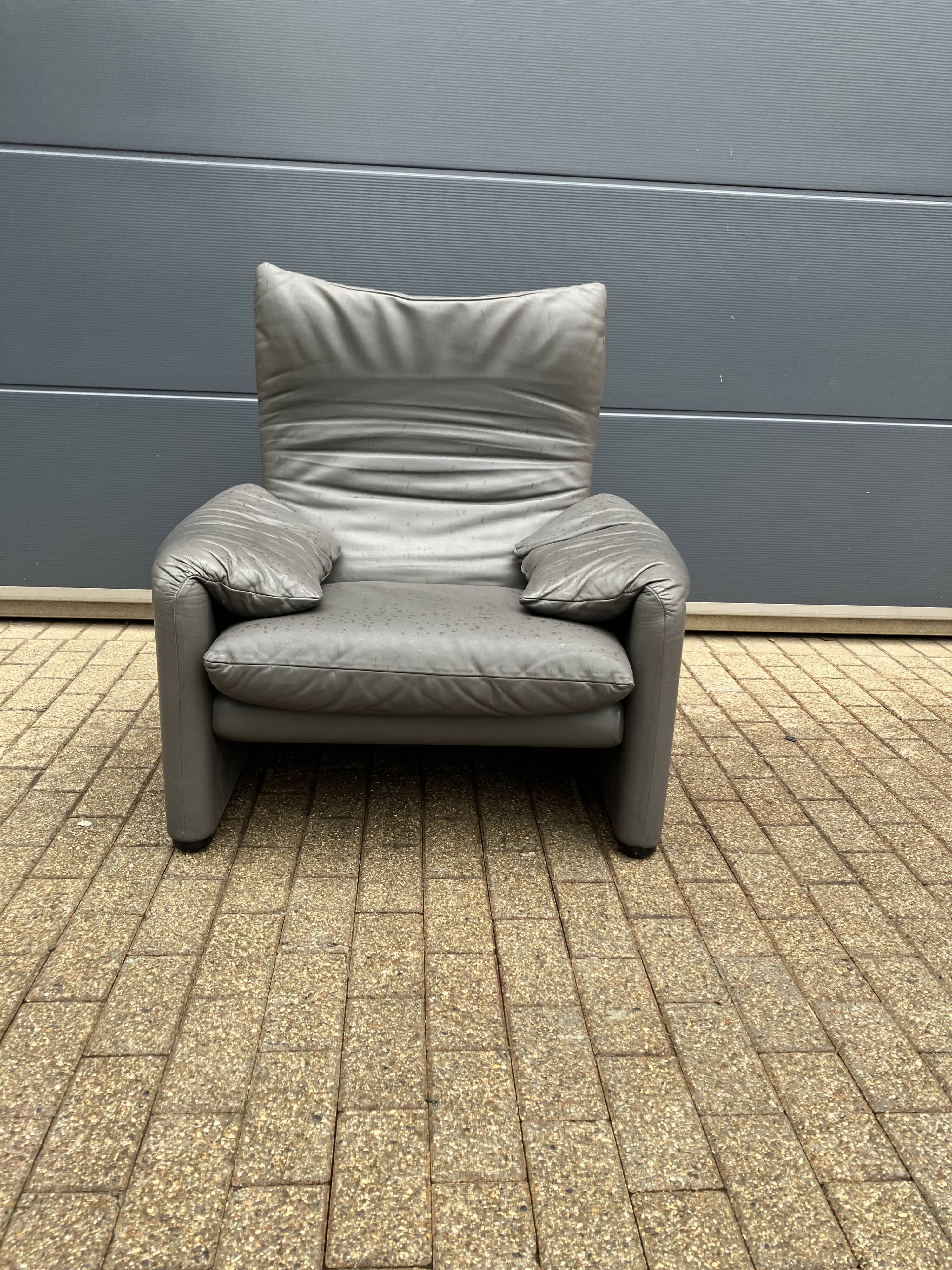 Cassina Maralunga 1zit original Anthracite and gray Topstaat!