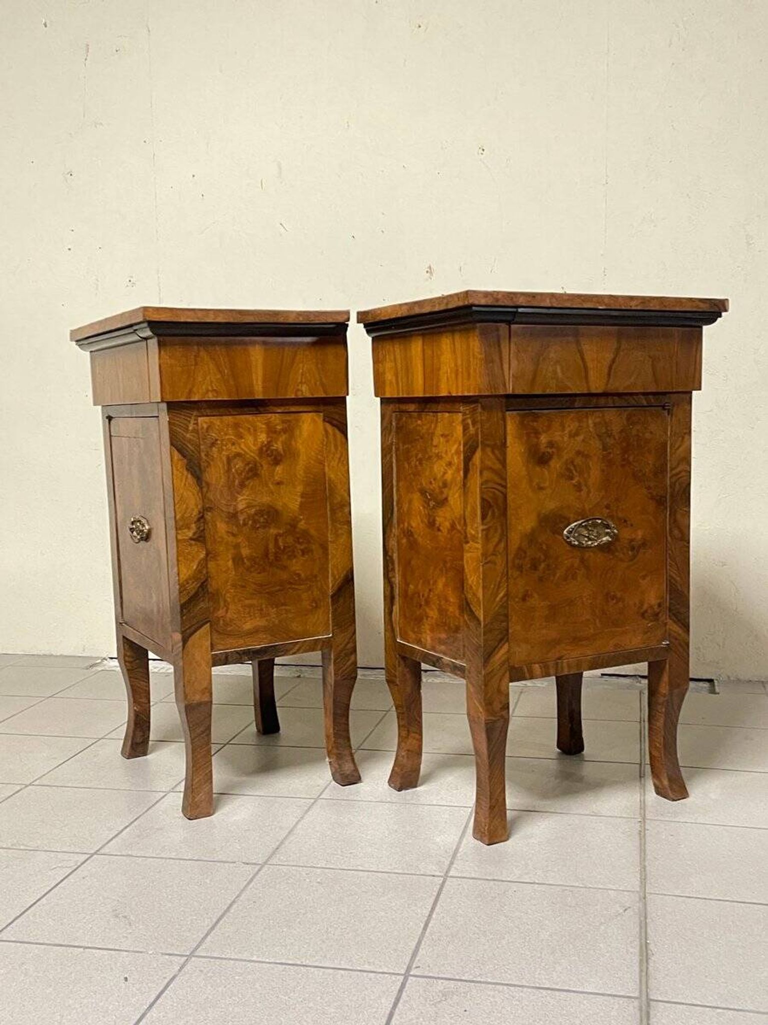 Large Art Deco bedside tables, Italy, 1930s, set of 2