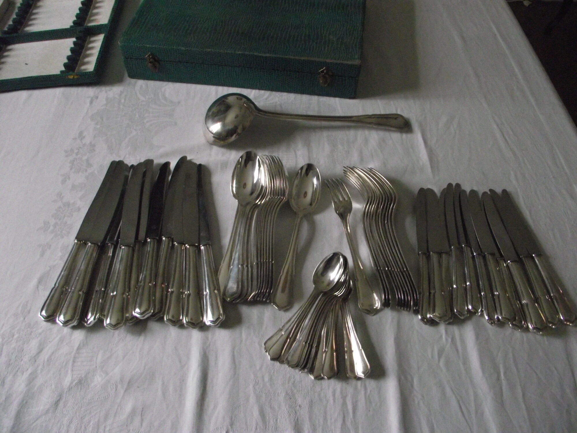 Cutlery set 61 pieces in silver metal from SFAM.