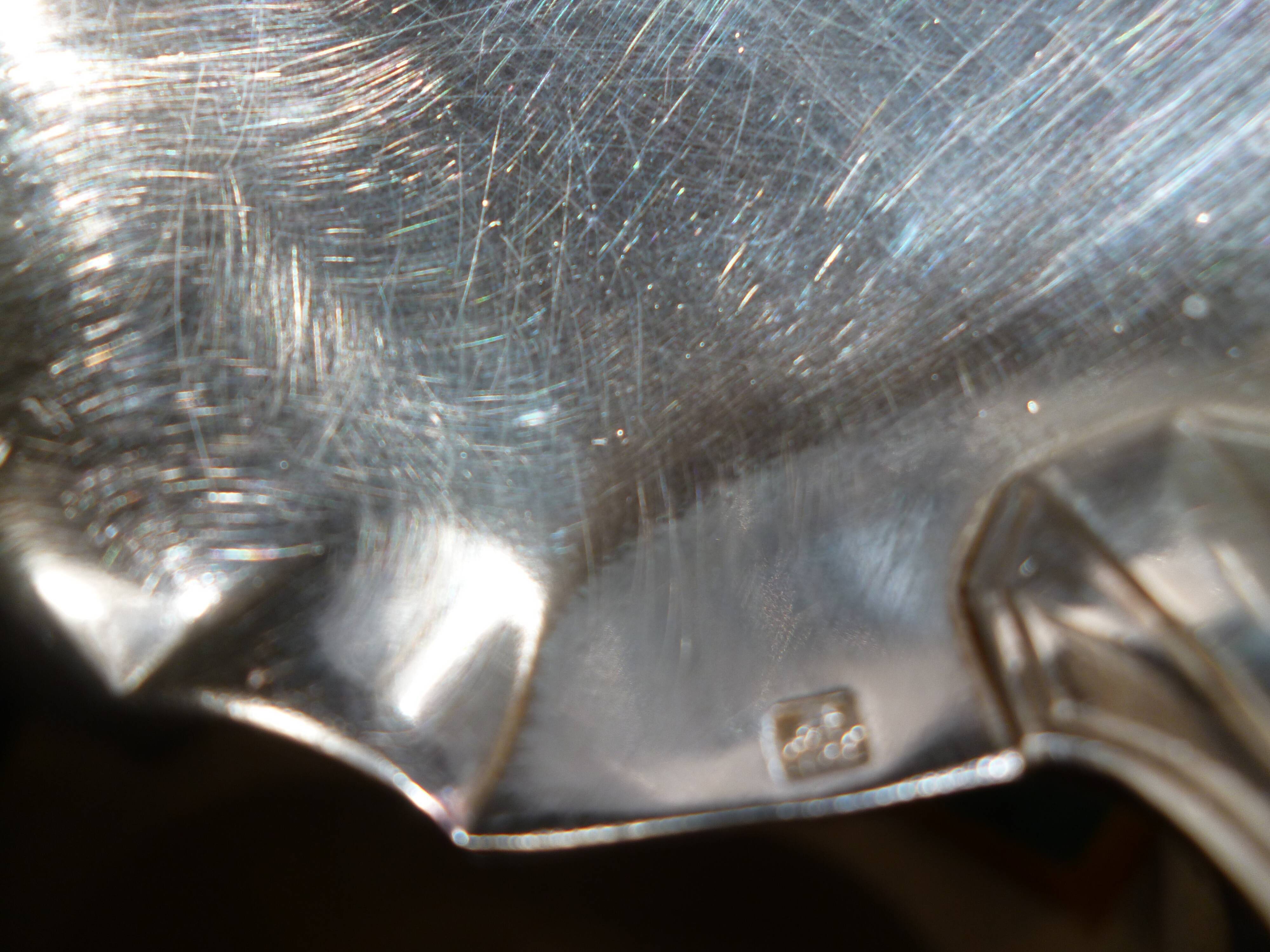 Dessert cutlery in silver plated metal