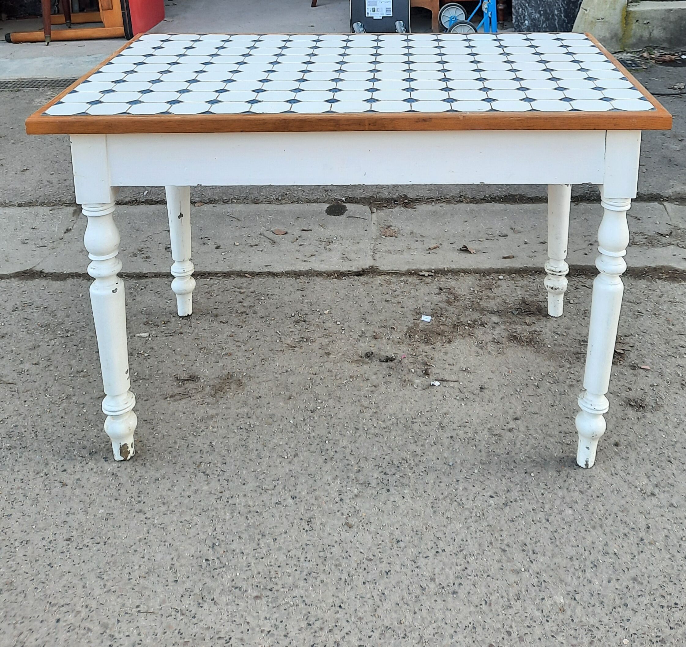 Table cuisine en carrelage