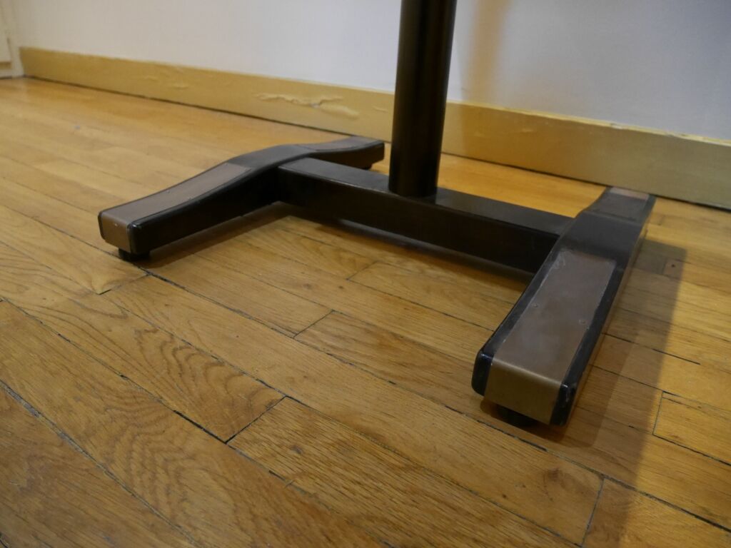 Restaurant table in solid wood